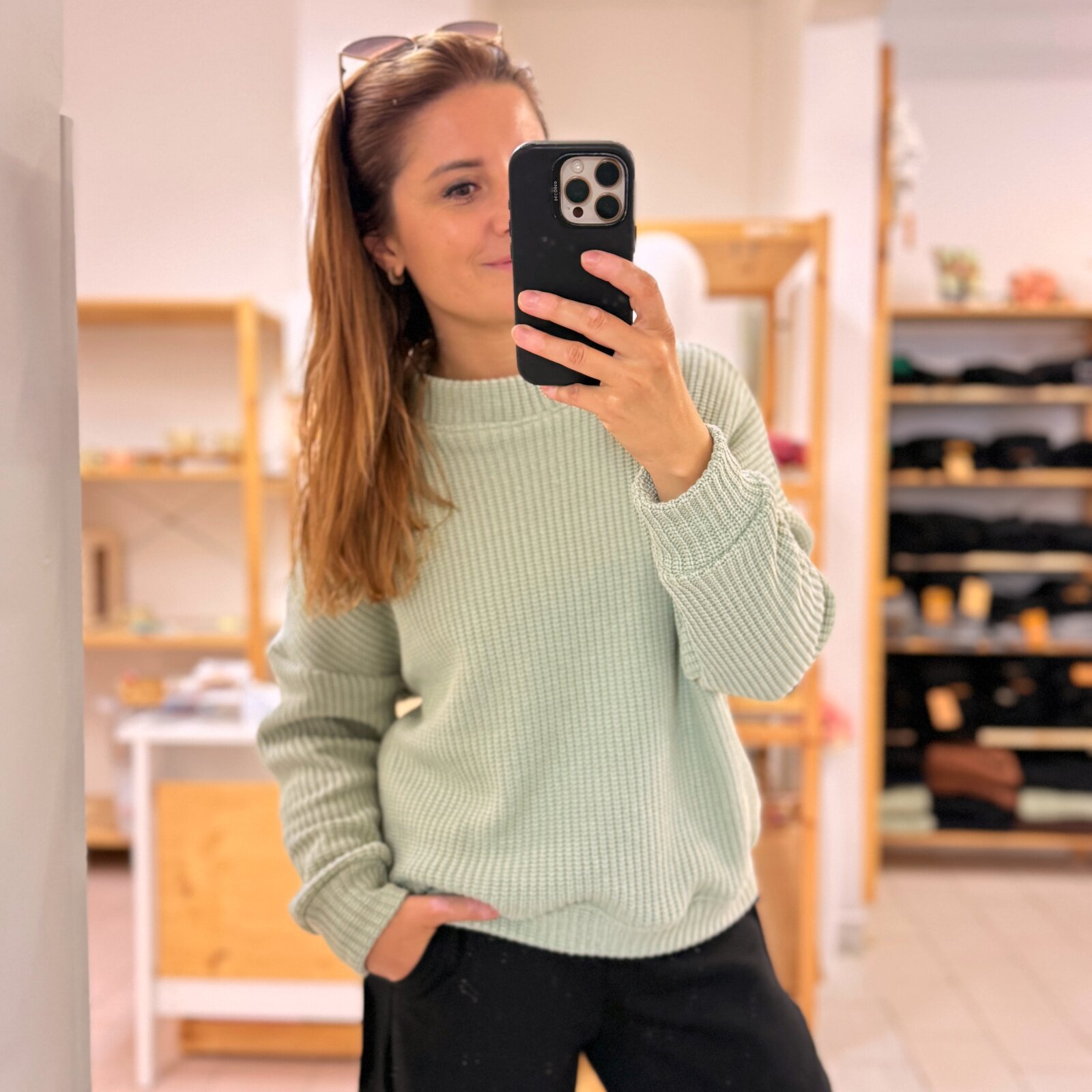 Podzimní dámský bavlněný svetr Gerda - Obrázek 2