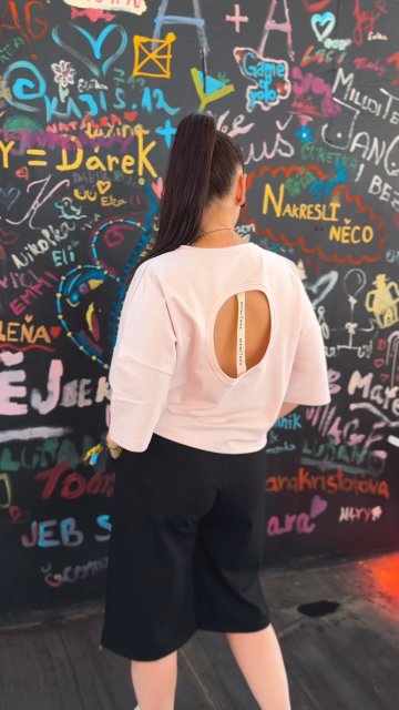 ✌🏻NEW☀️ Tričko d průstřihem na zádech ☀️ Takhle na tebe...